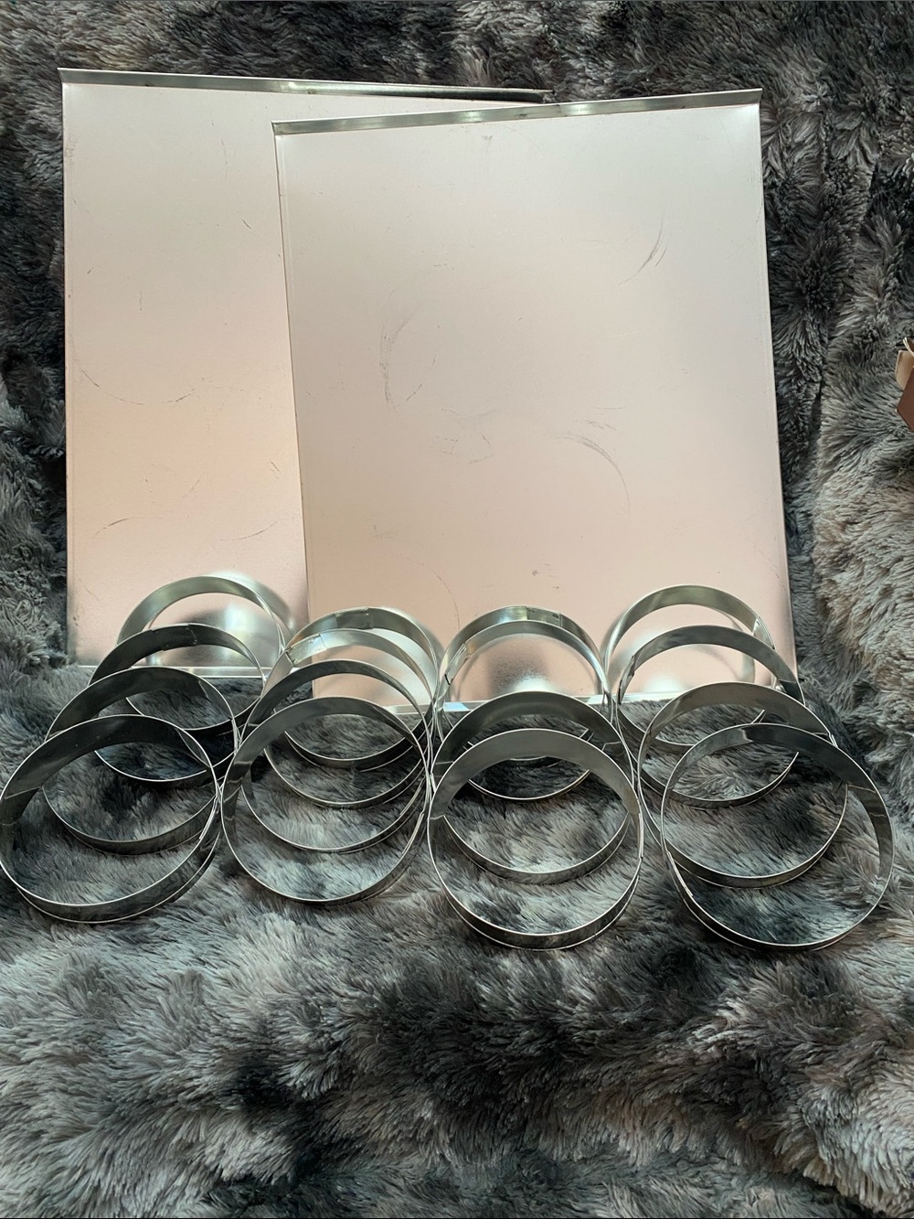 2 Vintage Chef Bordeau 8-Piece Tin Plated English Muffin Rings and trays - Picture 11 of 16